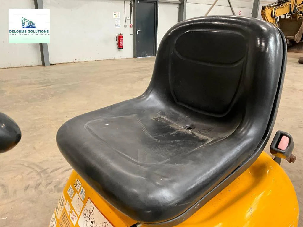 Mini-Pelle JCB 8008 – 2007 + 3 Godets