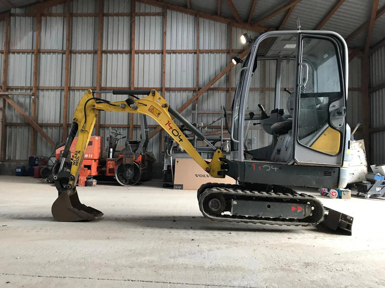 Mini-Pelle Wacker Neuson 1404 – 2012 + 3 Godets