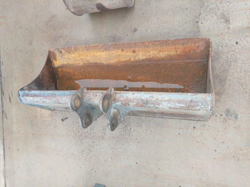 Mini-Pelle Wacker Neuson 1404 – 2012 + 3 Godets