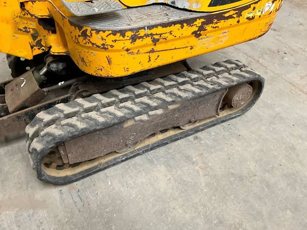 Mini-Pelle JCB 8008 – 2007 + 3 Godets