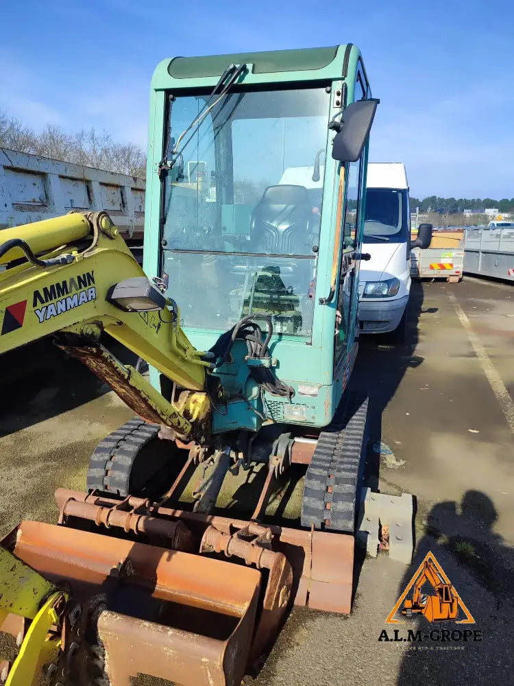 Mini-Pelle à Chenilles Ammann-Yanmar B15EX – 2002