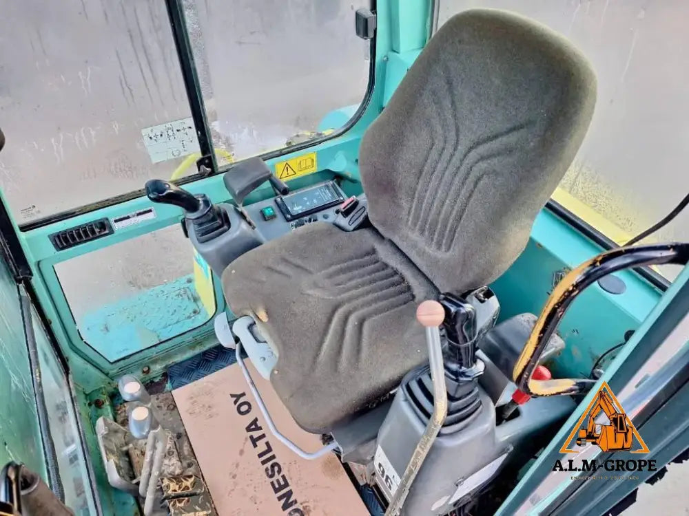 Mini-pelle Yanmar B25V (2002) + 3 Godets