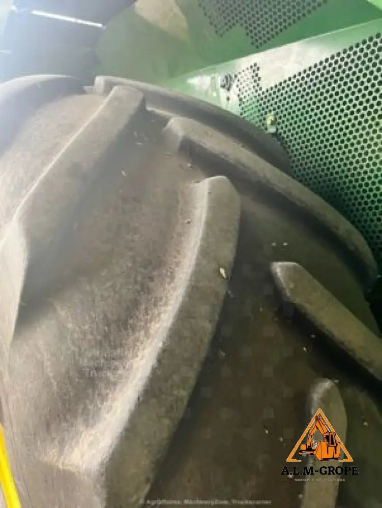 Moissonneuse-batteuse John Deere S680I