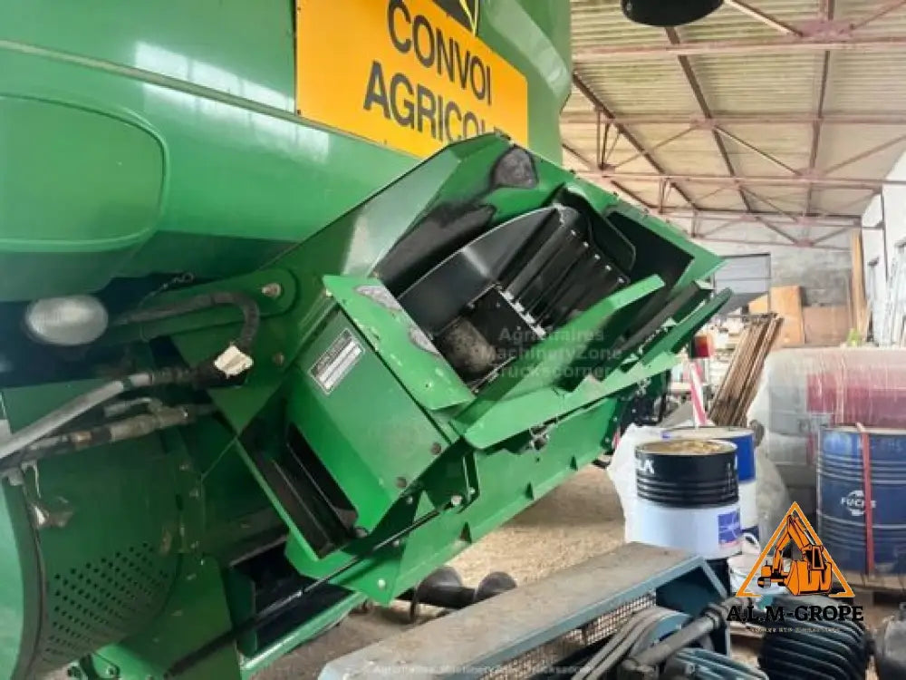 Moissonneuse-batteuse John Deere S680I
