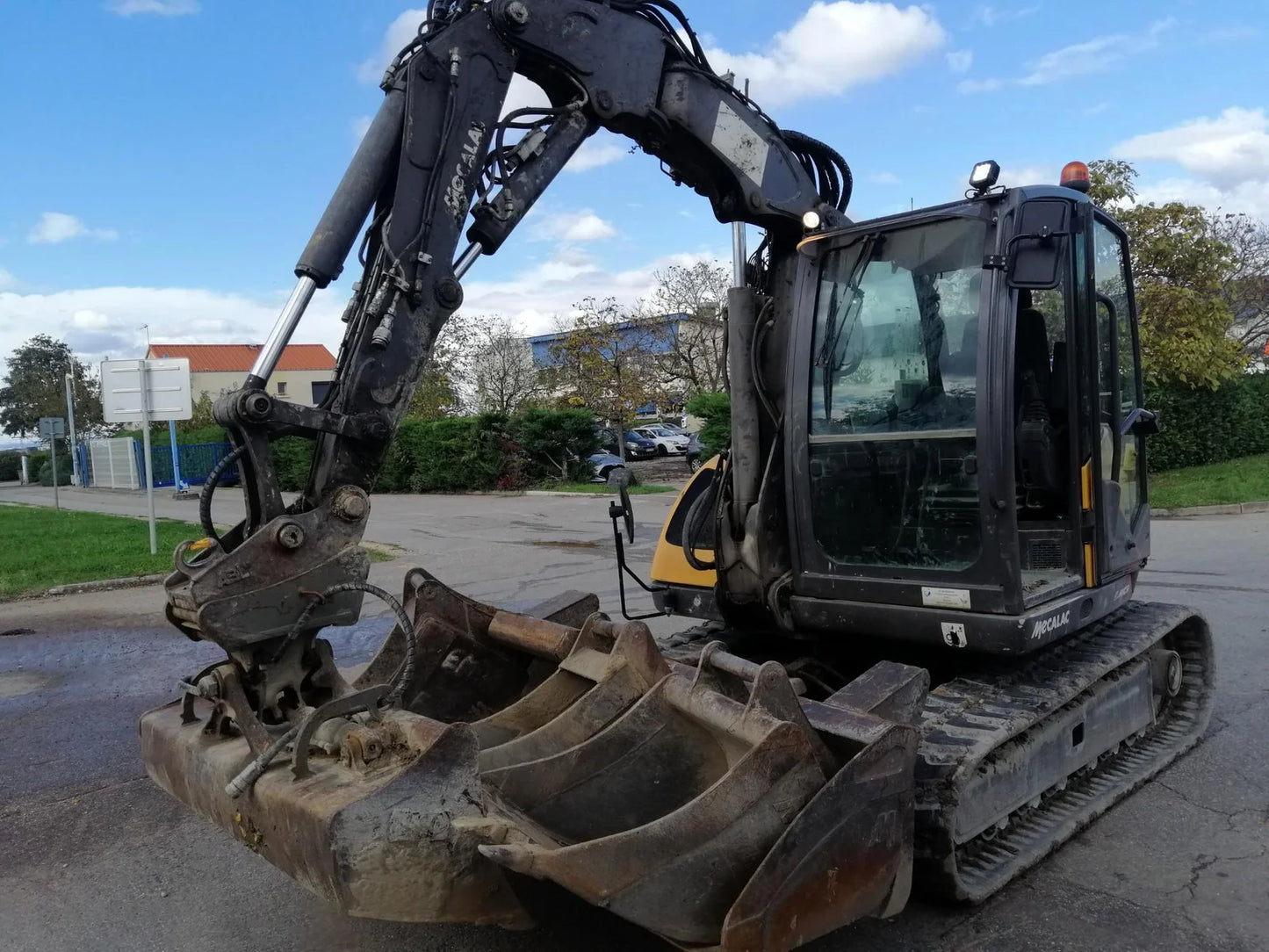 Pelle sur Chenilles Mecalac 8 MCR – 2015 + 4 Godets