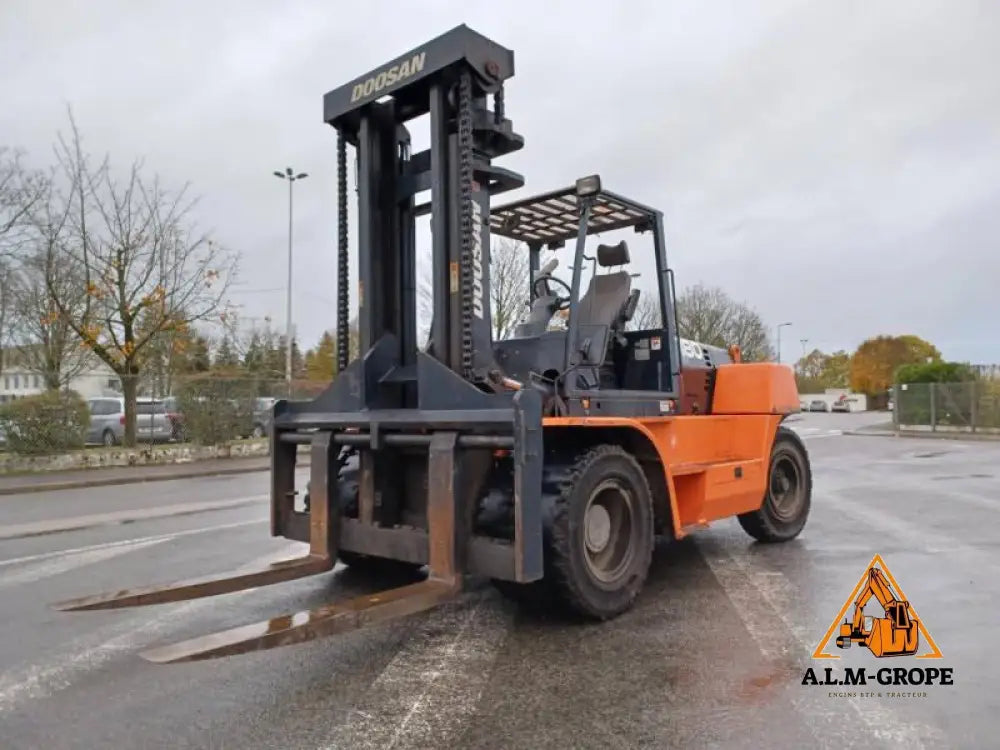 Chariot élévateur Diesel Doosan D1808-S
