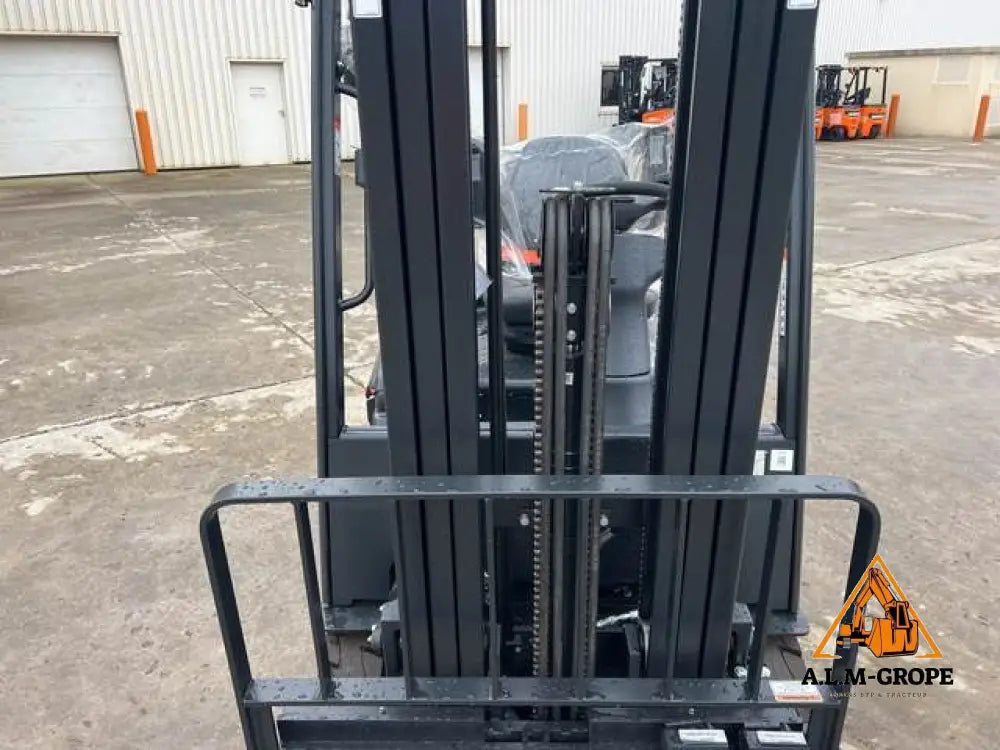 Chariot élévateur Électrique Doosan B15T-7 PLUS – Performance et fiabilité