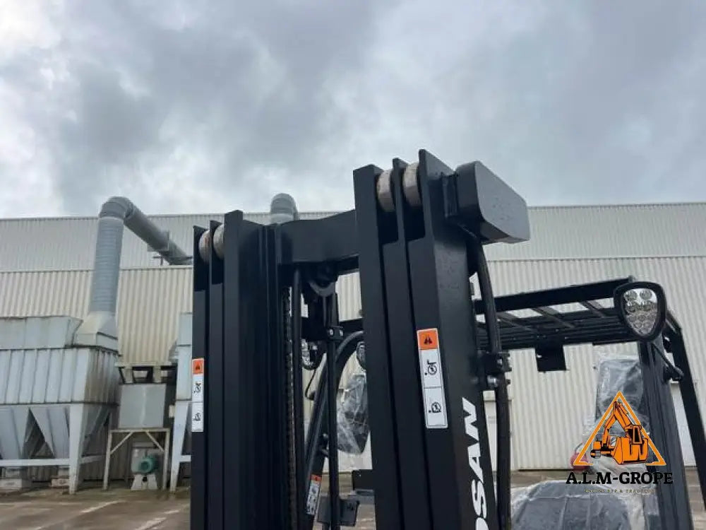 Chariot élévateur Électrique Doosan B15T-7 PLUS – Performance et fiabilité